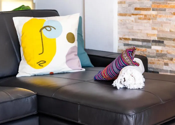 Apartment Beachfront Triplex With Parking