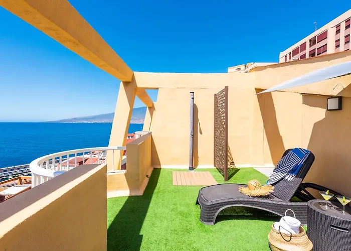 Beachfront Triplex With Parking Apartment