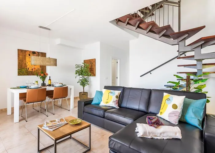 Beachfront Triplex With Parking *